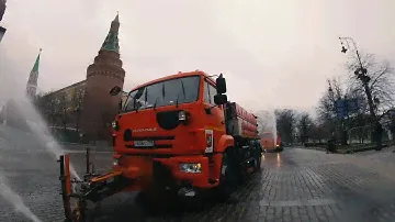 Коронавирус: Дезинфекция дорог в Москве